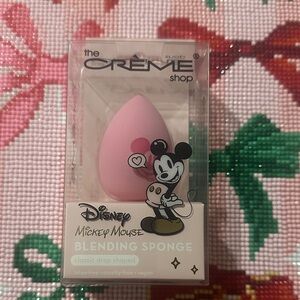 The Crème Shop Disney Mickey Mouse Blending Sponge - Pink